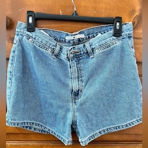Vintage Tommy Hilfiger shorts